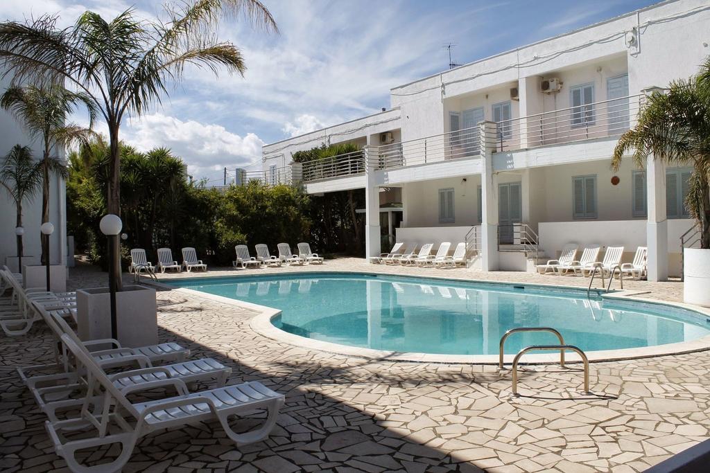 Blumarine Club Aparthotel 3*