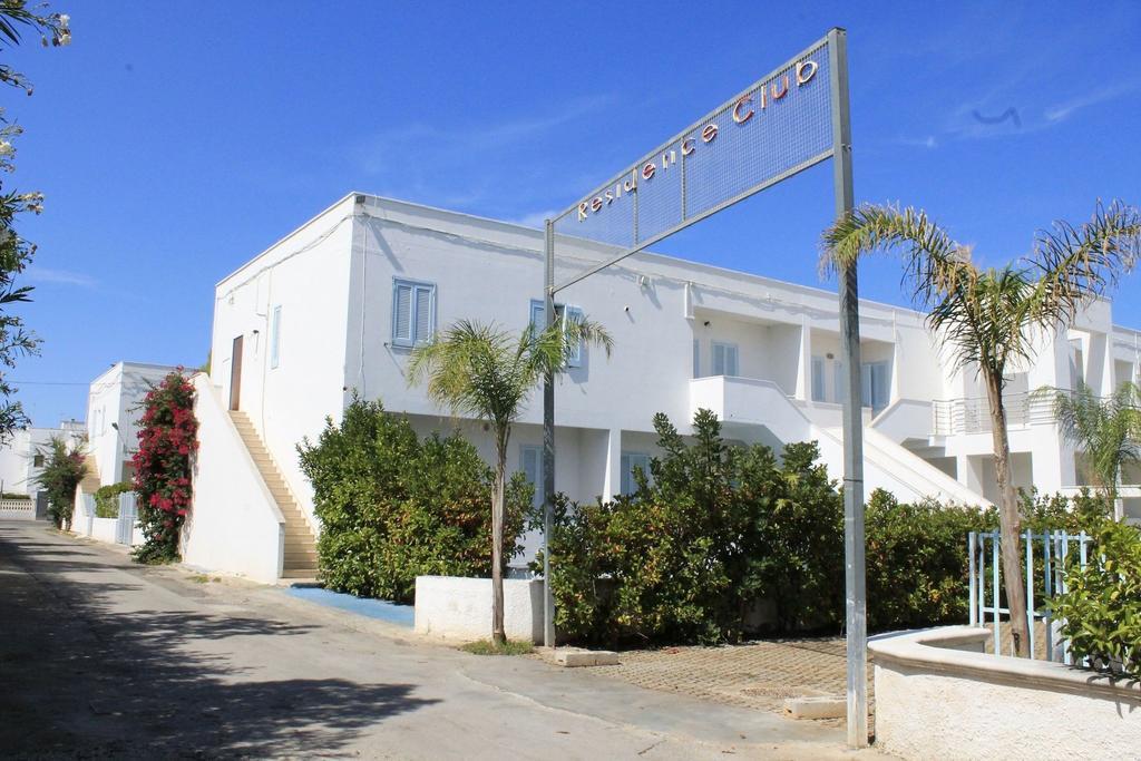 Blumarine Club